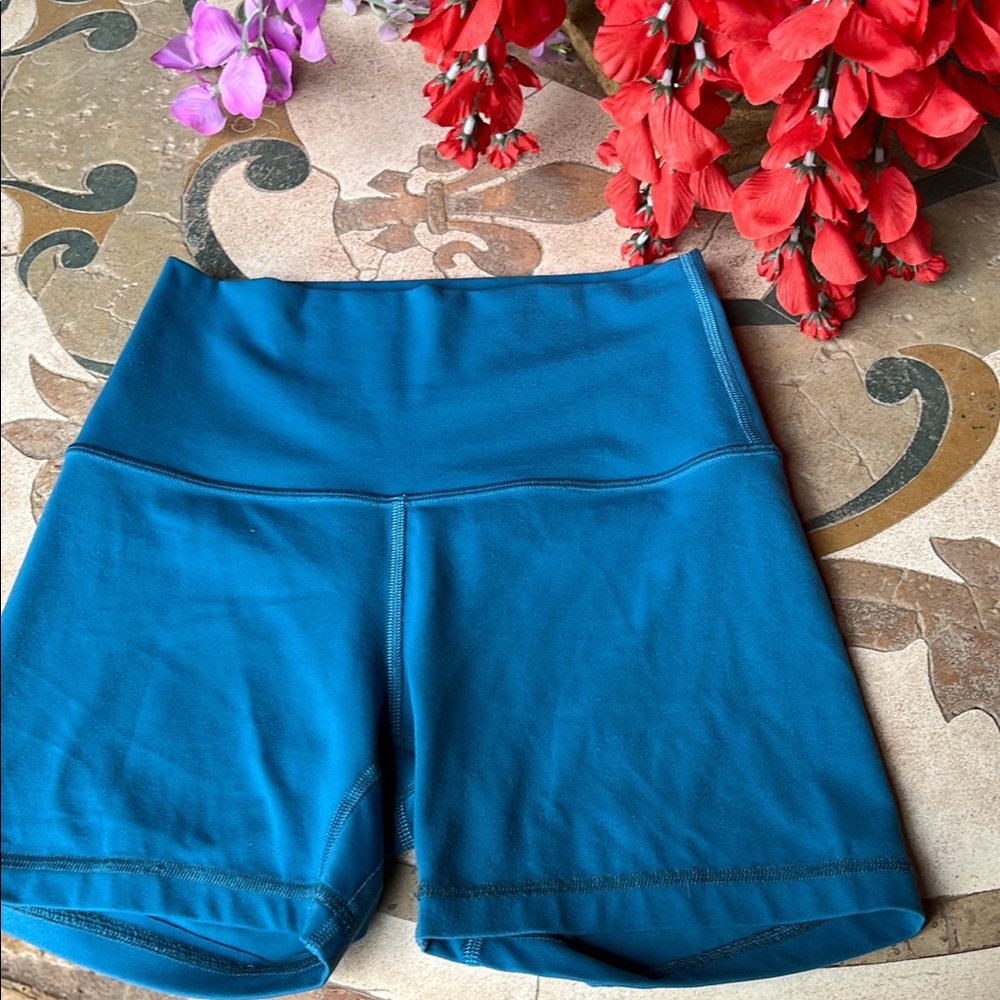 Align short